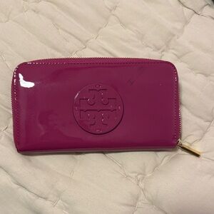 Tory Burch Fuchsia Patent Wallet